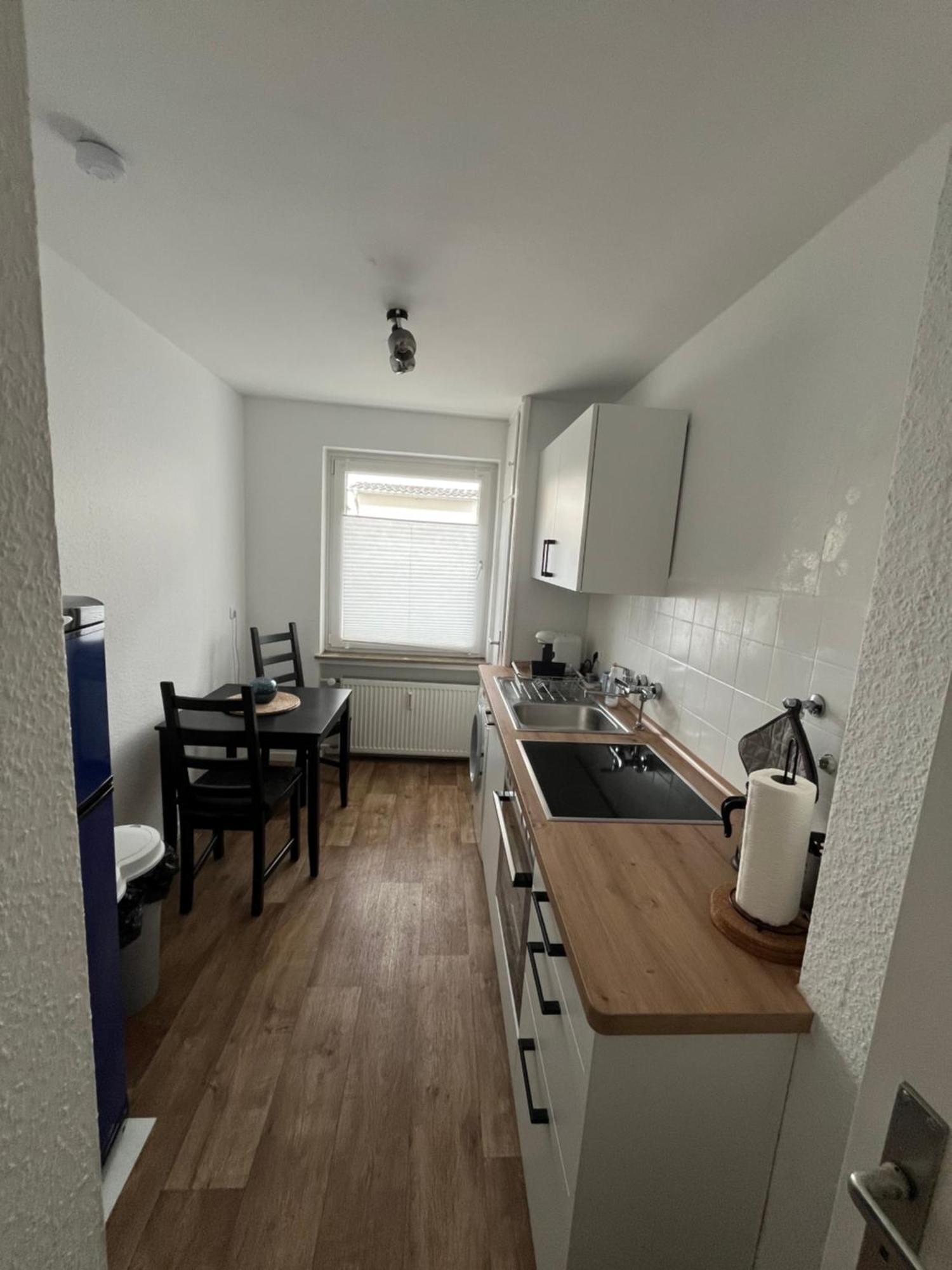 Gemuetliche 1 Zimmer Wohnung In Bahnhofsnaehe 힐데스하임 외부 사진