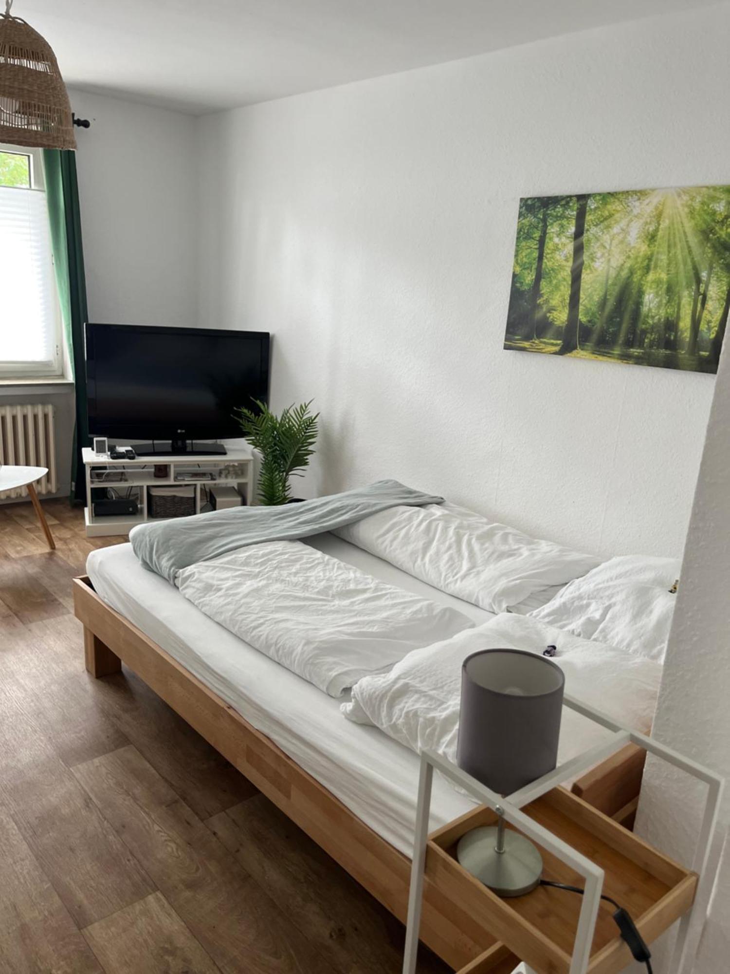 Gemuetliche 1 Zimmer Wohnung In Bahnhofsnaehe 힐데스하임 외부 사진